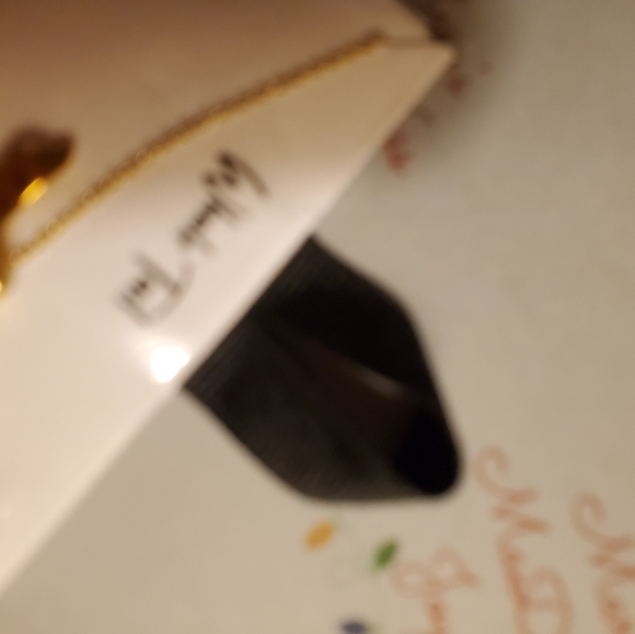 The " whales 🐋 tail 18k dip & tale on cardstock - Picture 2 of 9